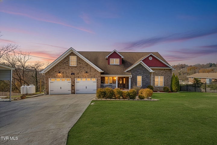 1st photo of 1404 Van Oaks Drive