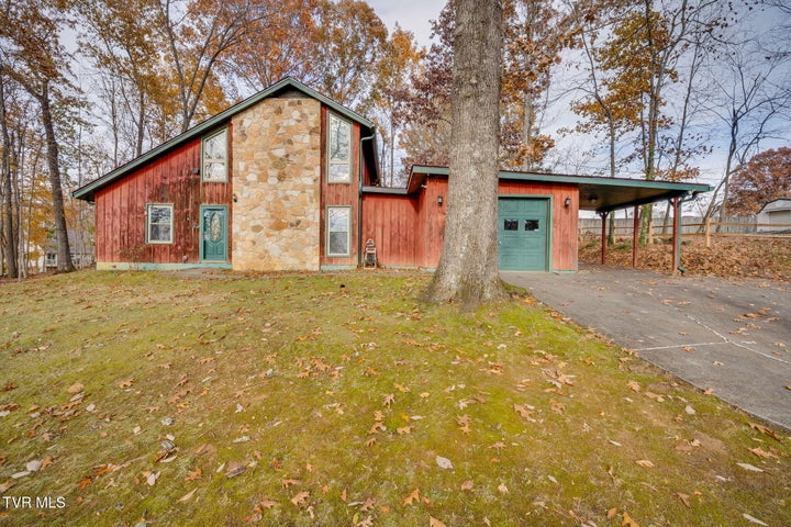 1st photo of 321 Pitkin Drive