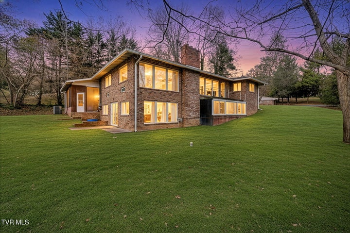 1st photo of 214 Susong Lane