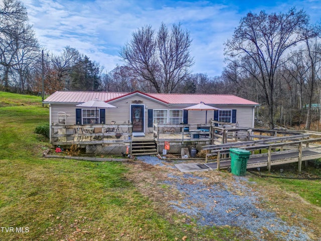 1st photo of 1598 Bristol Caverns Highway