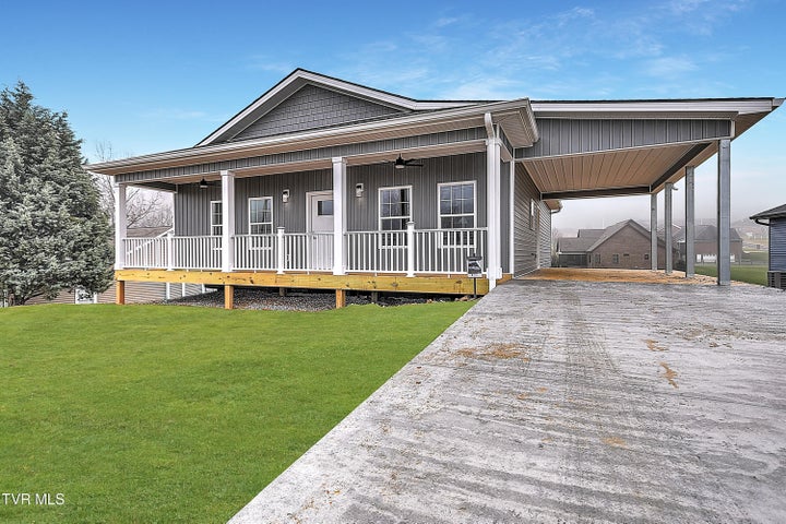 1st photo of 1797 Rock Springs Road