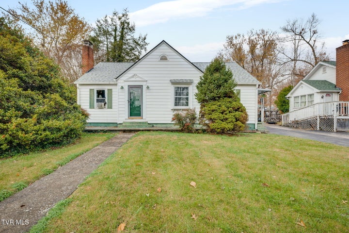 1st photo of 1412 Wabash Street