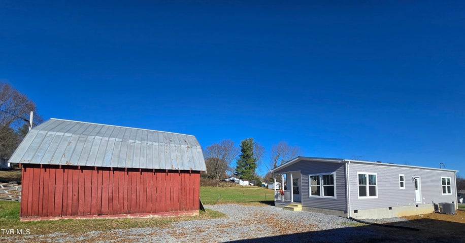 1st photo of 2208 Oak Street