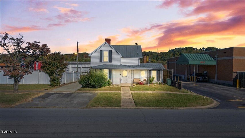 1st photo of 211 C Street