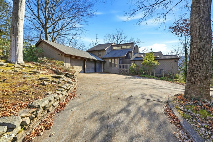 1st photo of 3524 Celtic Court