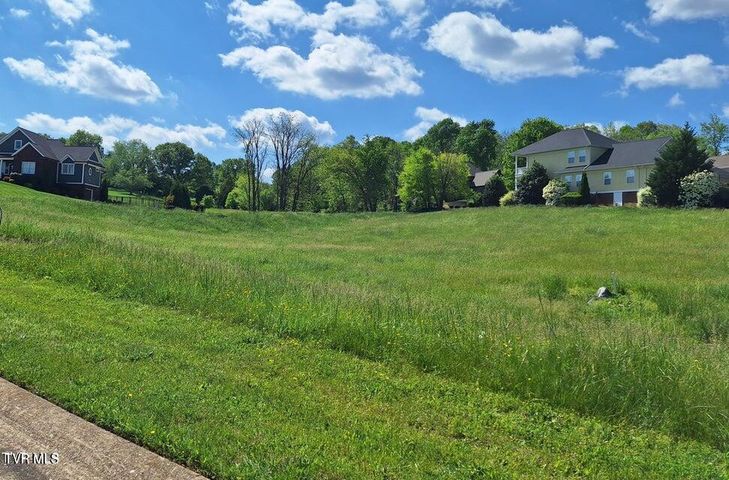 1st photo of 101 Forest Lane