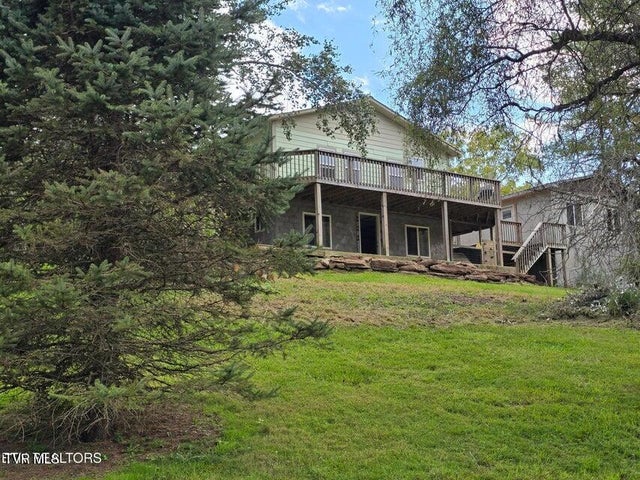 1st photo of 197 Wolfe Road