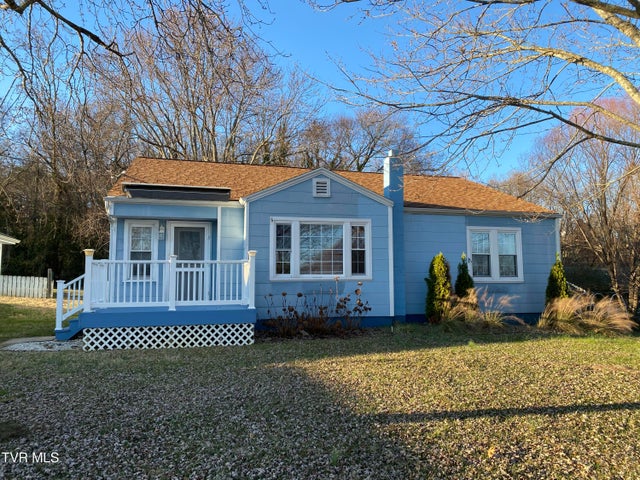 1st photo of 427 Juniper Street