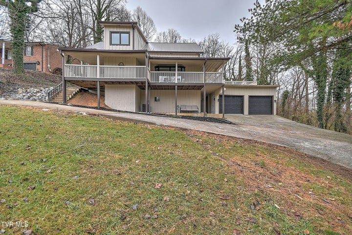 1st photo of 331 Edgefield Road