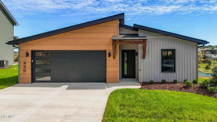 1st photo of 420 Noes Chapel Road