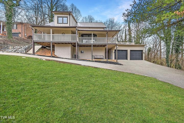 1st photo of 331 Edgefield Road