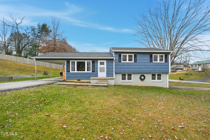 1st photo of 119 Dakota Road