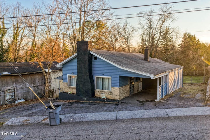 1st photo of 1116 5th Street