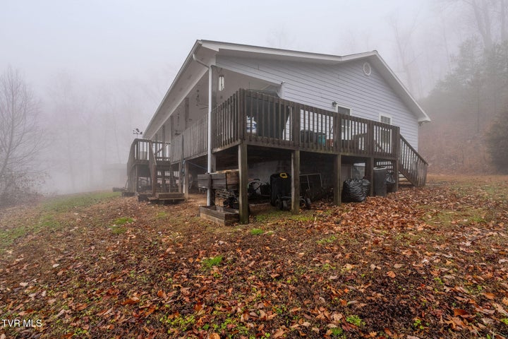 1st photo of 7538 Snake Hollow Road