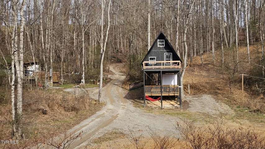 1st photo of 290 Spyglass Drive