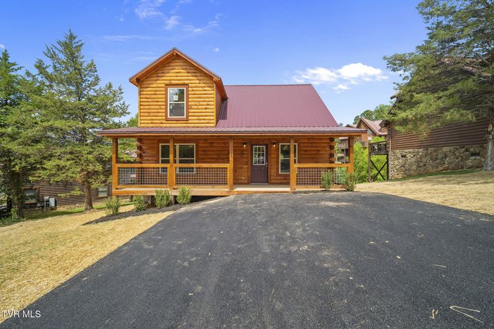 1st photo of 1516 Rainbow Ridge Way