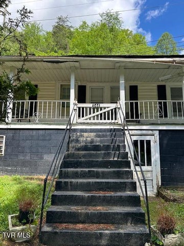 1st photo of 1144 Fairview Road