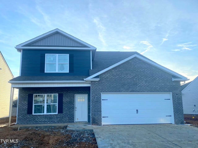 1st photo of 250 Artist Avenue 