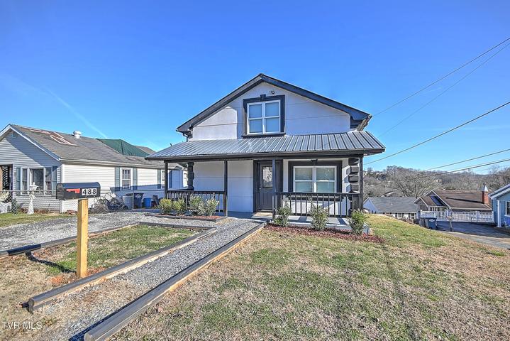 1st photo of 488 Virgil Avenue