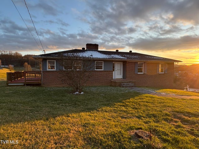 1st photo of 158 Memorial Drive