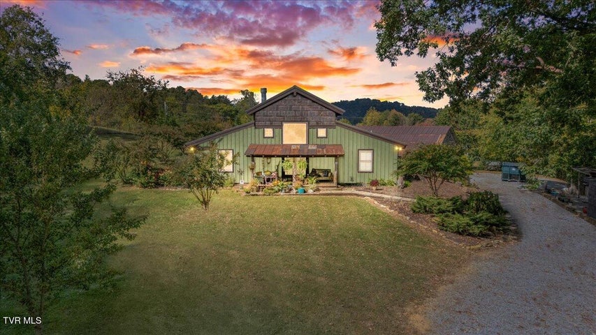 1st photo of 3822 Highway 81 