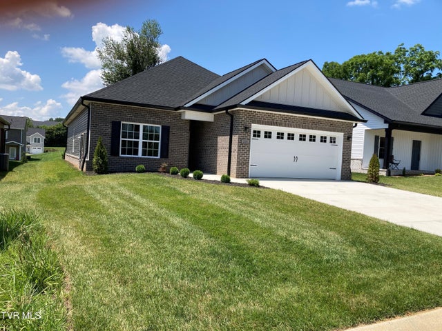 1st photo of 225 Dry Kiln Court