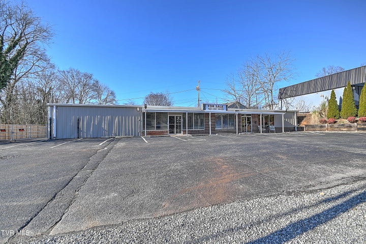 1st photo of 3504 Fort Henry Drive