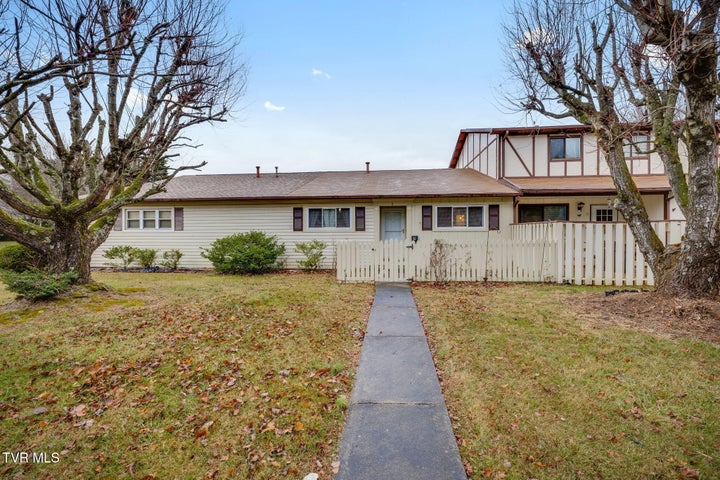 1st photo of 73 Tulip Grove Circle 