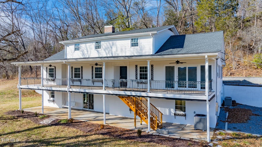 1st photo of 194 Sparks Road 