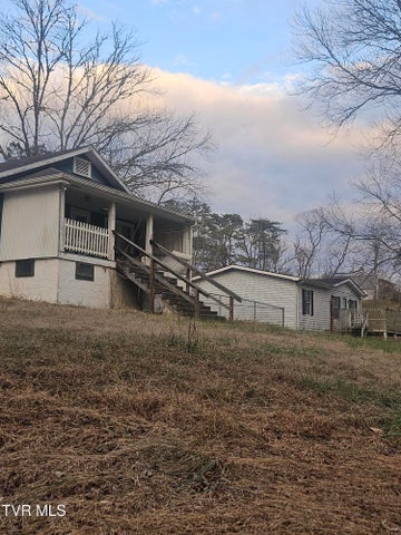 1st photo of 160 Cherokee Drive