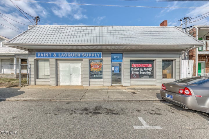 1st photo of 256 Main Street