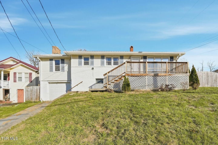 1st photo of 200 Independence Avenue