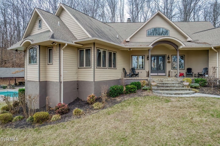 1st photo of 520 Highway 93 