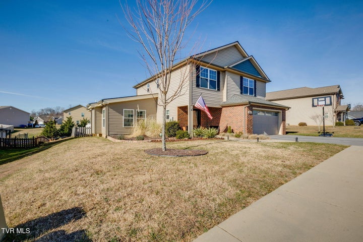 1st photo of 2054 Meadow Creek Lane