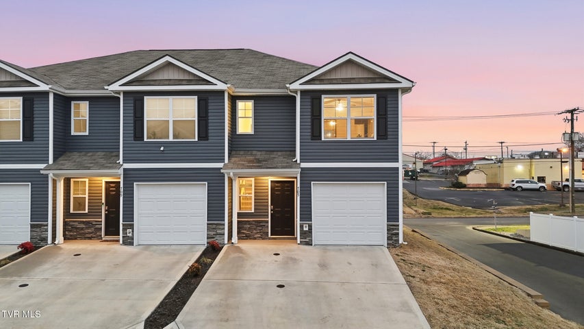 1st photo of 705 Theobald Way