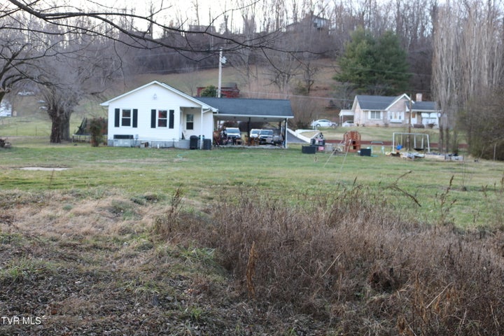 1st photo of 2307 Stafford Lane