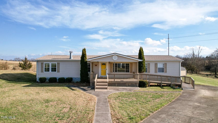 1st photo of 260 Carriage Lane