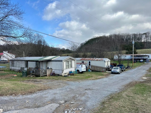 1st photo of 144 Kiser Circle