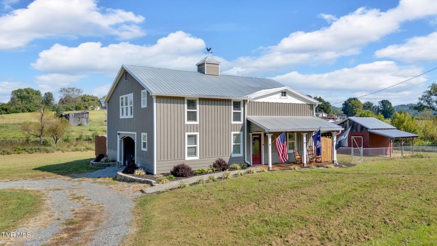 1st photo of 118 Ellis Lane