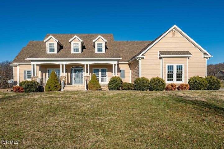 1st photo of 287 Saylor Hill Road