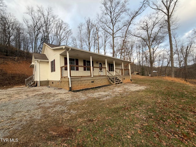 1st photo of 1915 Dante Road