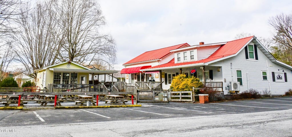 1st photo of 409 Fritz Street Street