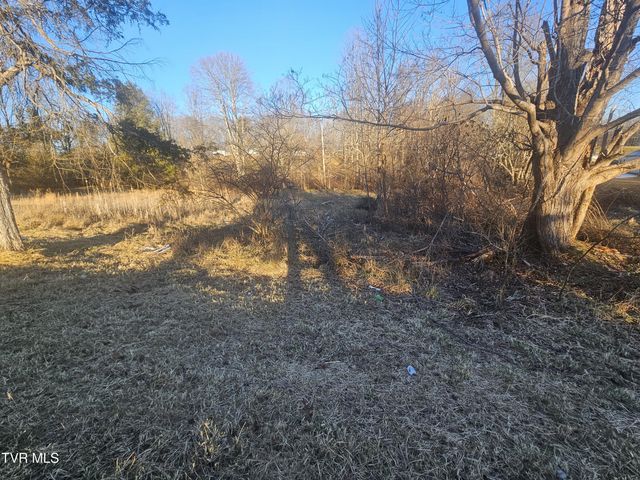 1st photo of 2556 Dungannon Road