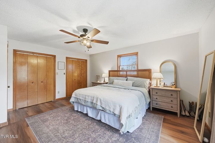 1st photo of 2254 Boones Creek Road