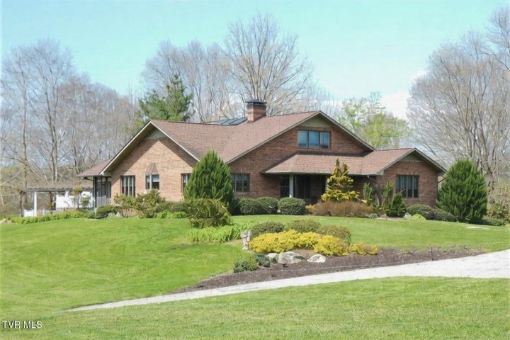 1st photo of 136 Triple H Lane