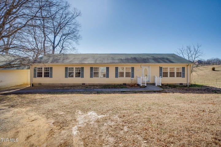 1st photo of 1872 South Highway 81 