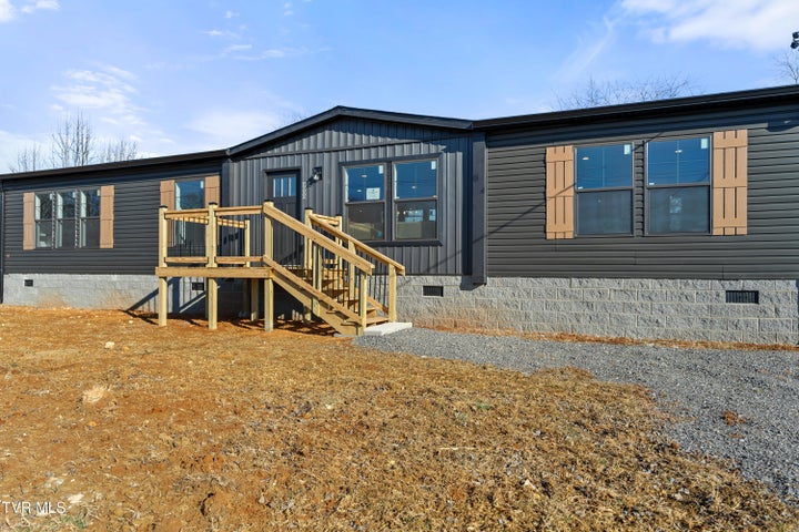 1st photo of 8000 Snapps Ferry Road