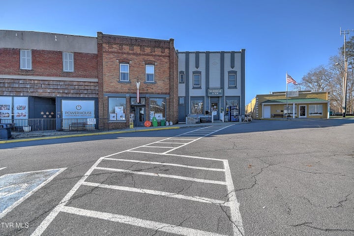 1st photo of 208 Town Square Street