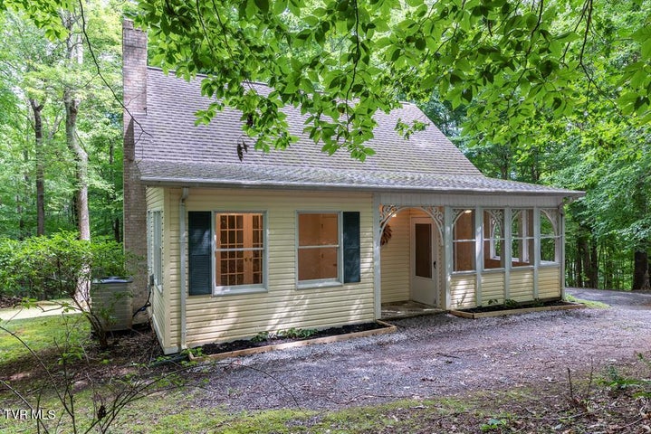 1st photo of 12034 Waterhouse Lane