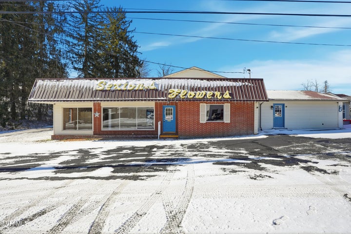 1st photo of 528 Main Street